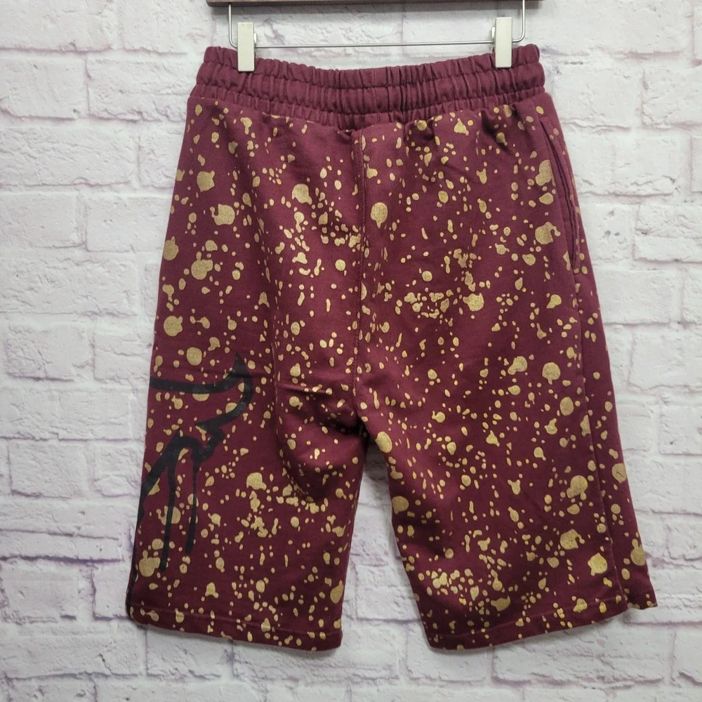 Black Lacquer Paint Splatter Sweatshorts Sz‎ M Maroon Gold Unofficial Bulls Logo